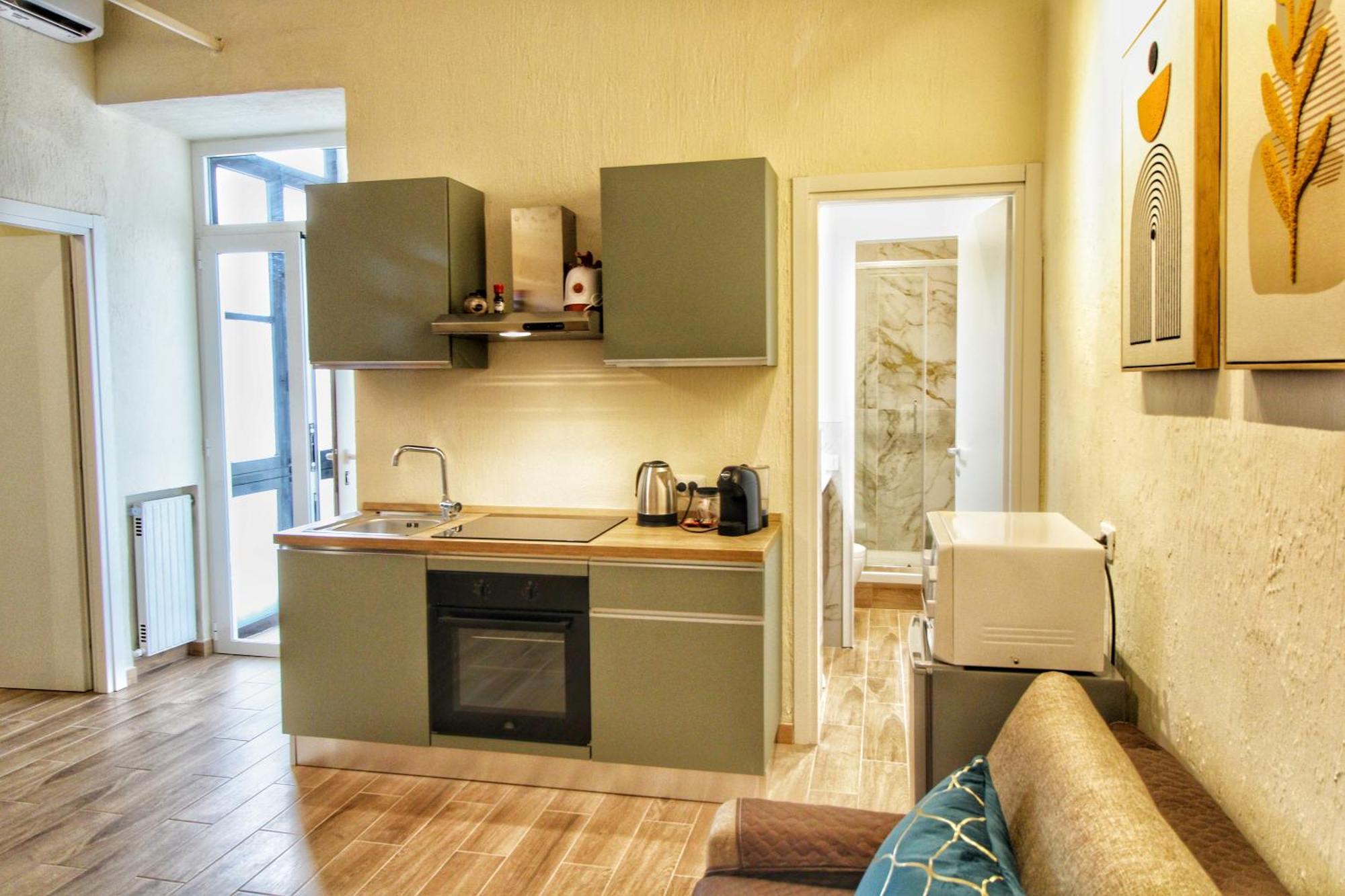 Lovely 2 Bedroom Apartment By Yourhost Рим Екстер'єр фото